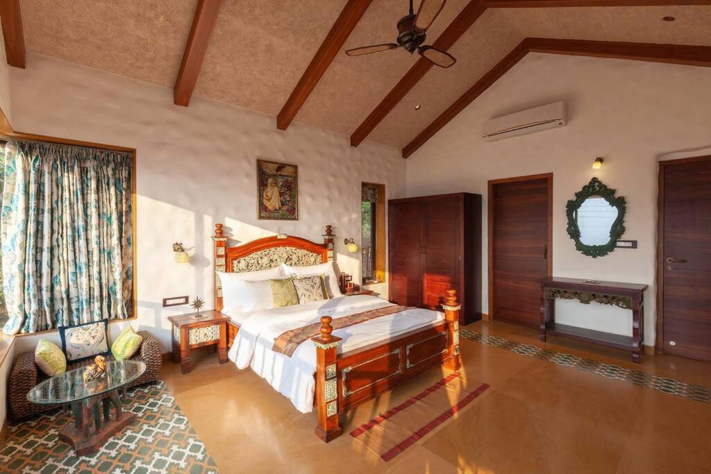 Soul Tree Villa 50 Super Luxury Villa With Heated Plunge Pool And Jacuzzi Лаваса Екстериор снимка