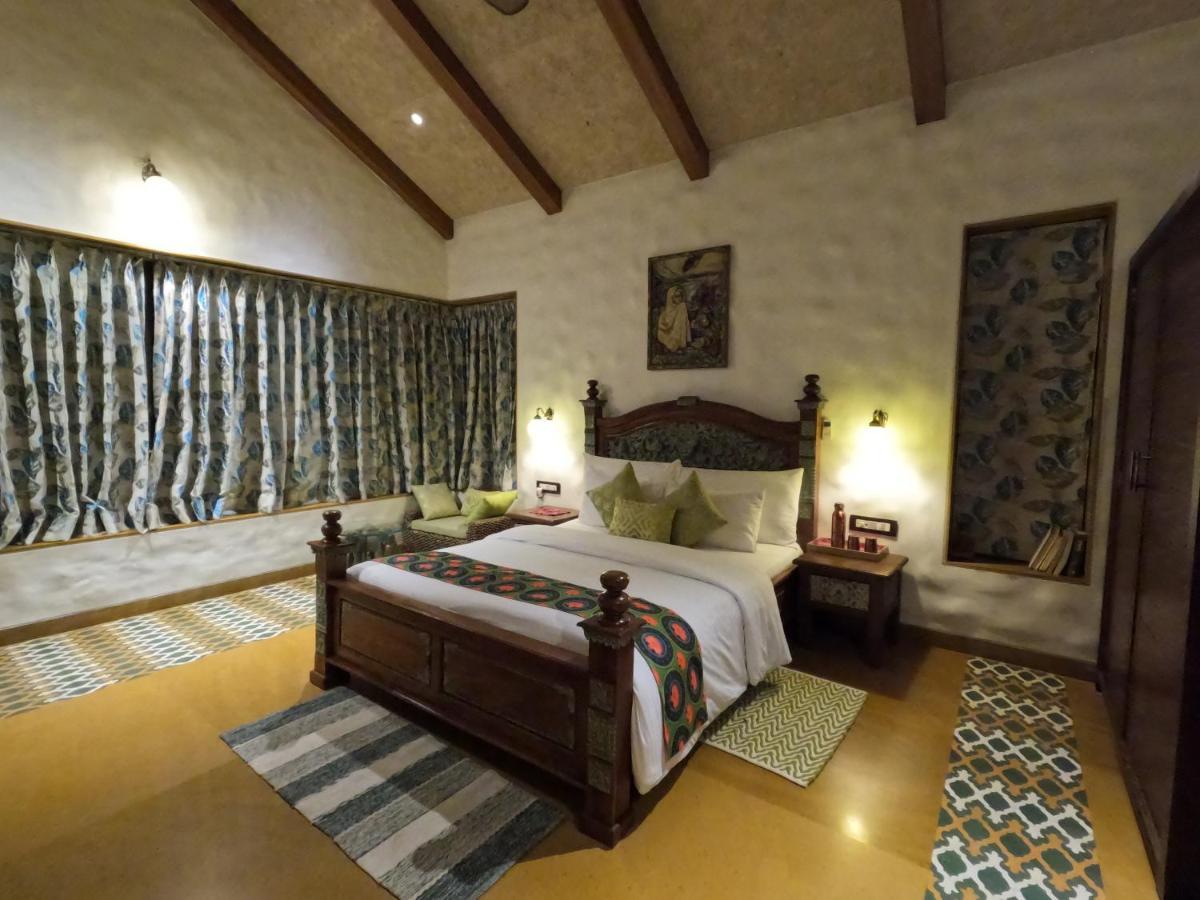 Soul Tree Villa 50 Super Luxury Villa With Heated Plunge Pool And Jacuzzi Лаваса Екстериор снимка